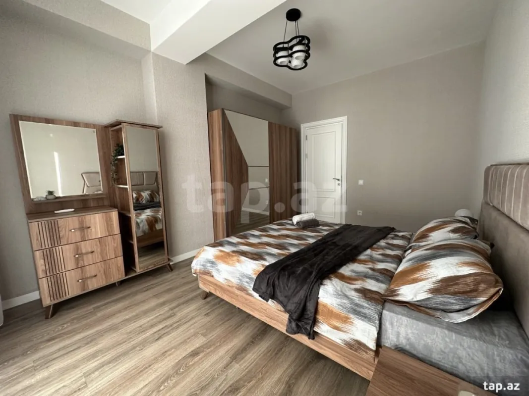 Kirayə verilir 2 otaqlı yeni tikili 78 m²