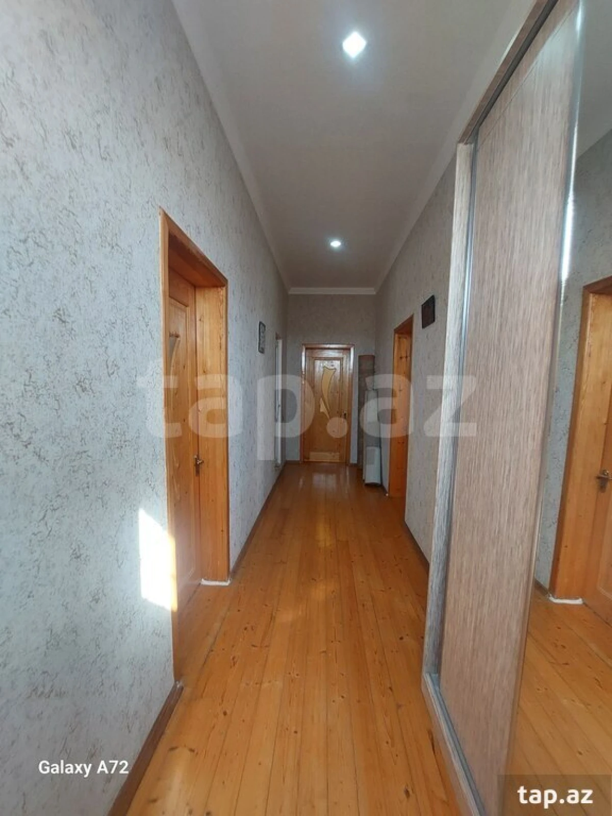 Satılır 3 otaqlı həyət evi