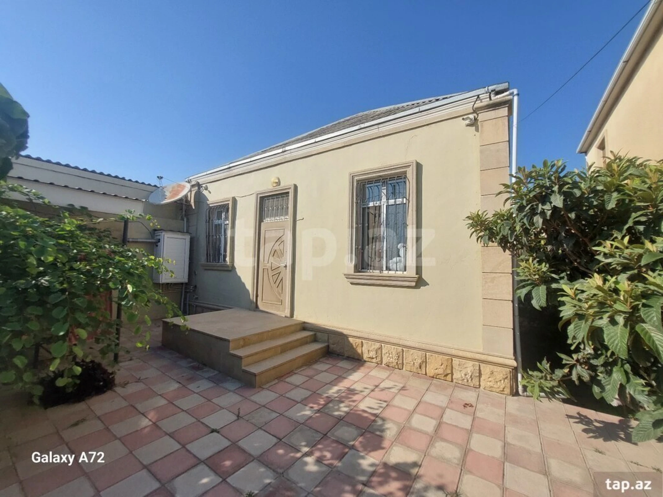 Satılır 3 otaqlı həyət evi