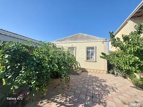 Satılır 3 otaqlı həyət evi