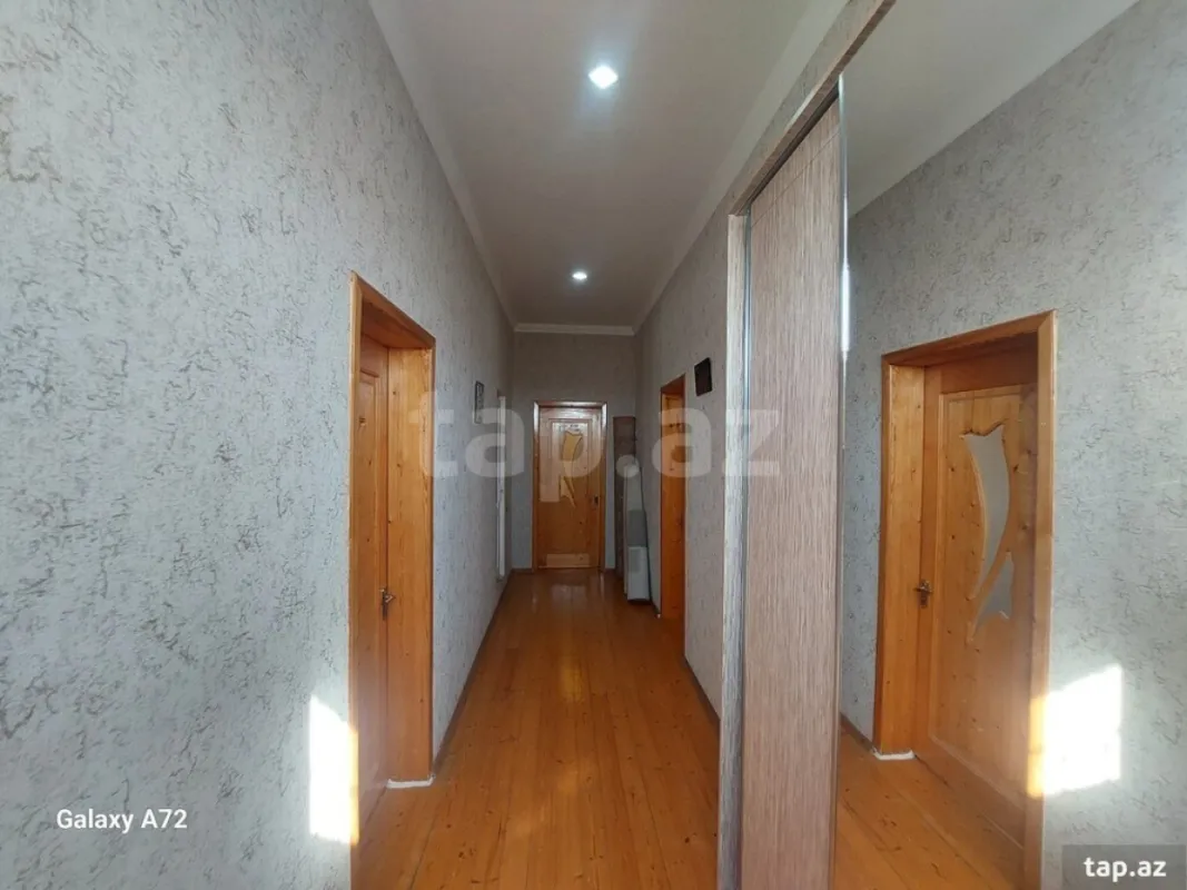 Satılır 3 otaqlı həyət evi