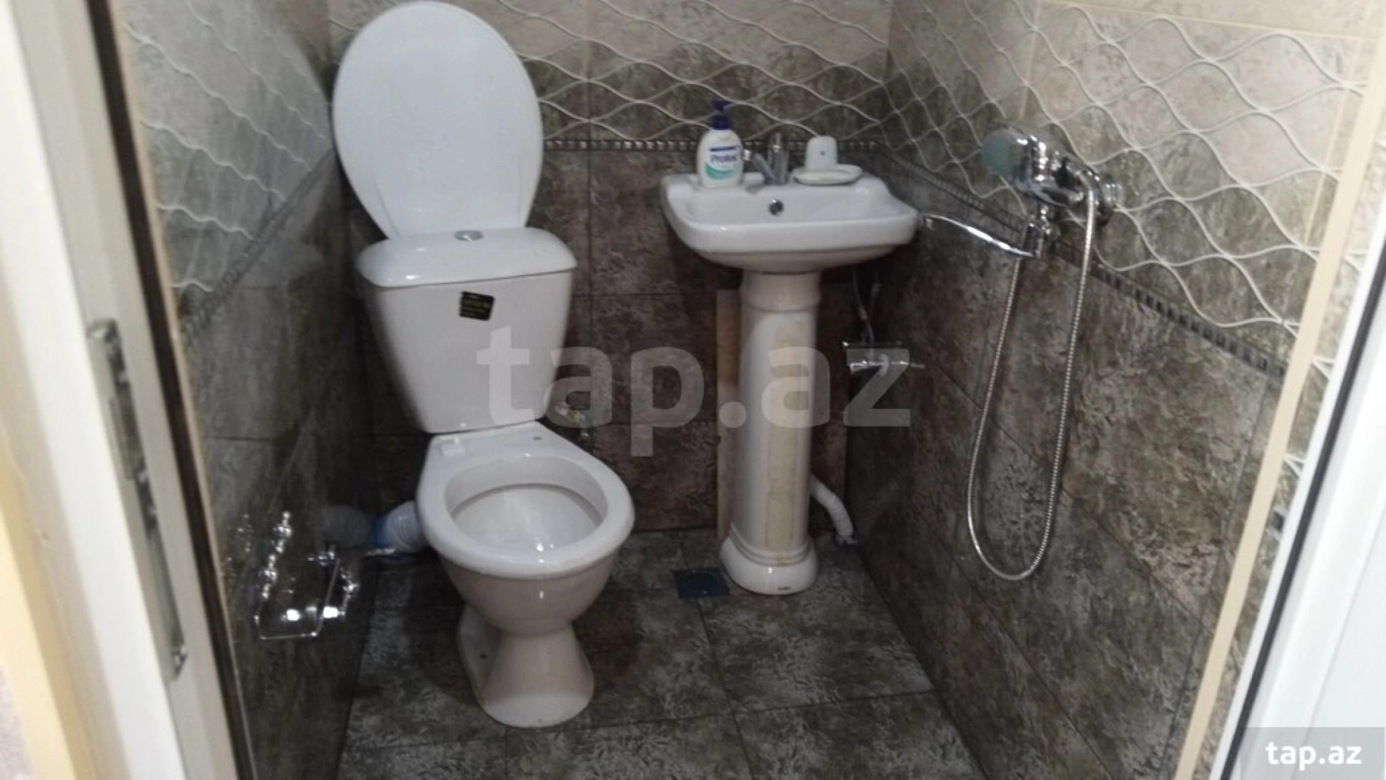 Satılır 2 otaqlı yeni tikili 52 m²