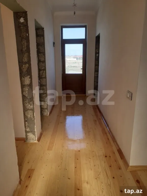 Satılır 4 otaqlı həyət evi