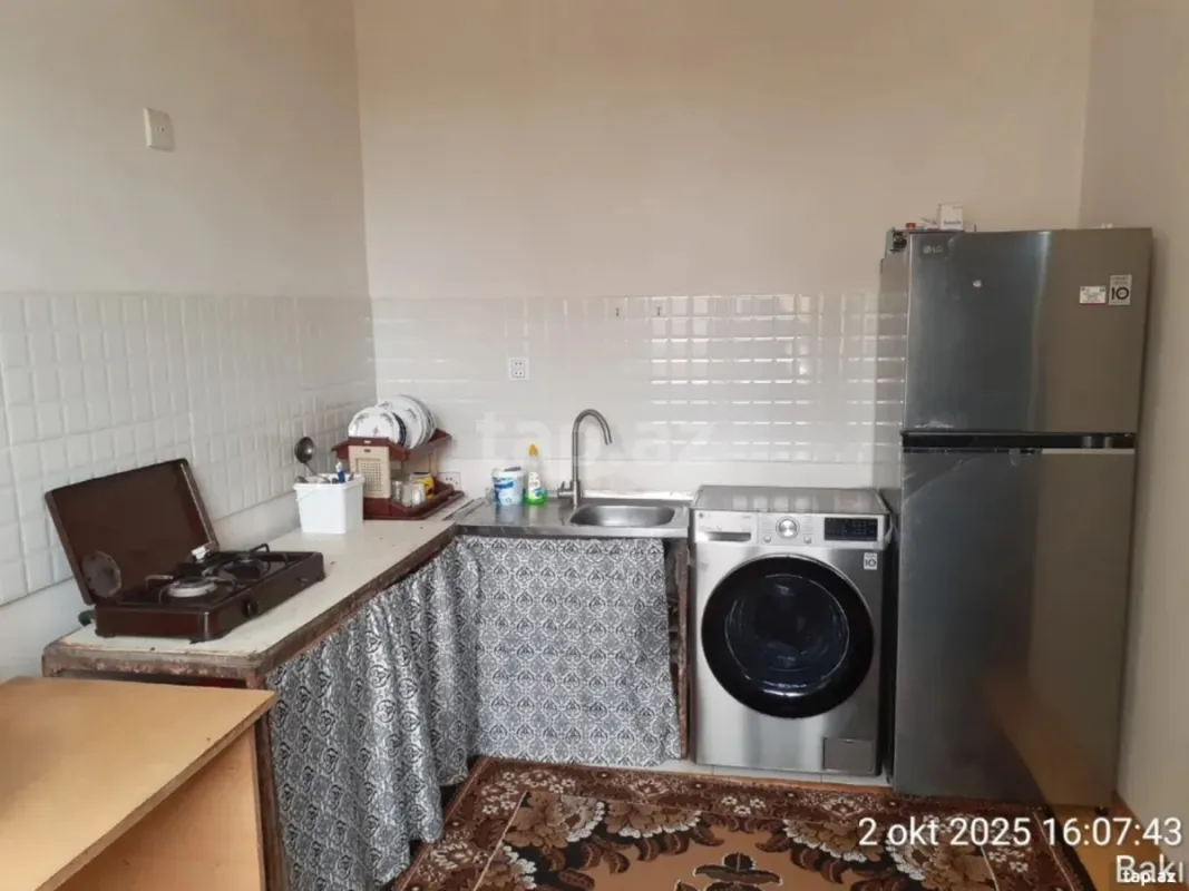 Satılır 4 otaqlı həyət evi