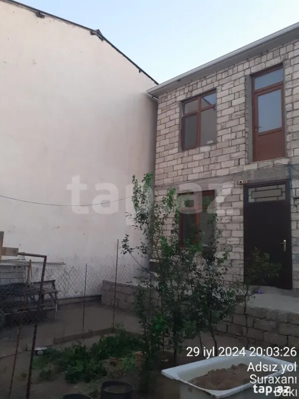 Satılır 4 otaqlı həyət evi