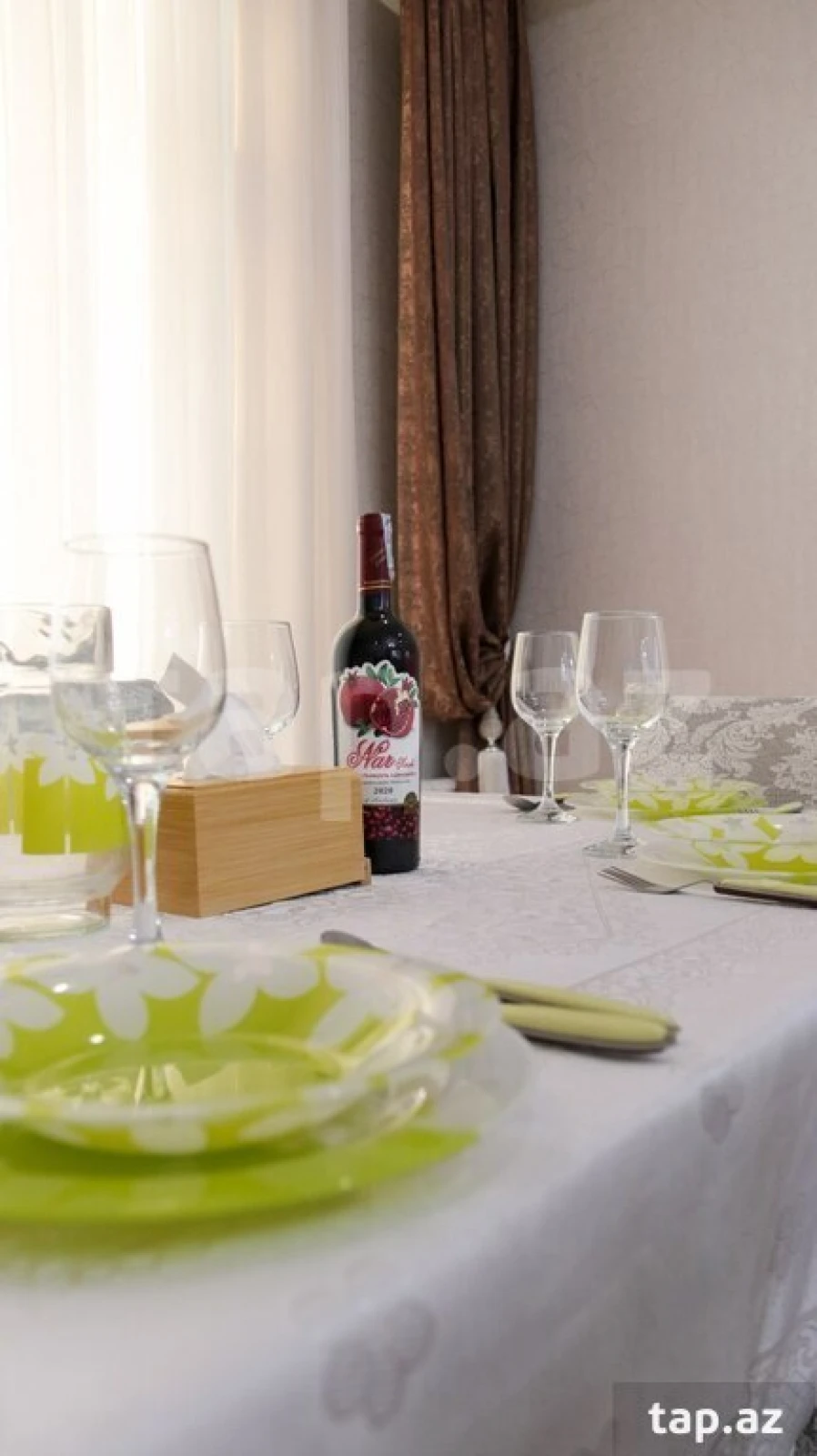 Kirayə verilir 3 otaqlı yeni tikili 115 m²