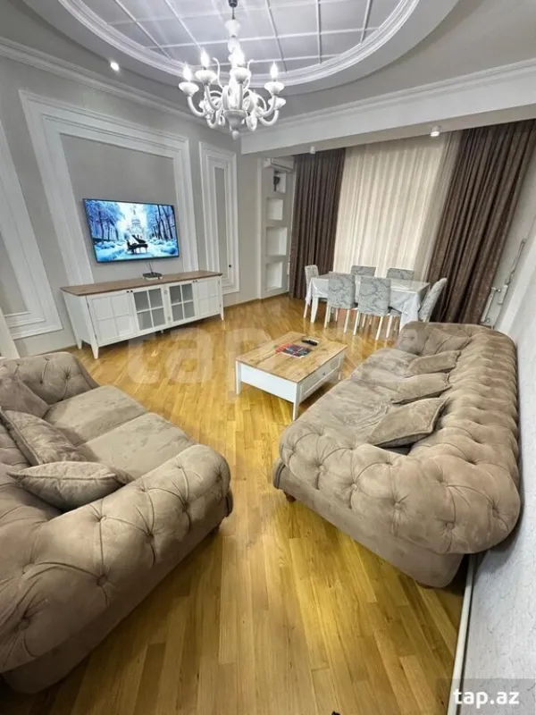 Kirayə verilir 3 otaqlı yeni tikili 115 m²