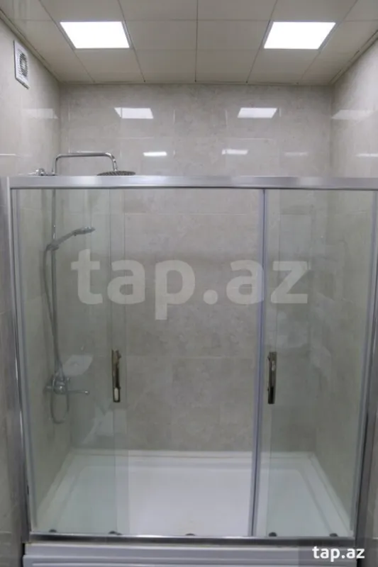 Kirayə verilir 3 otaqlı yeni tikili 115 m²