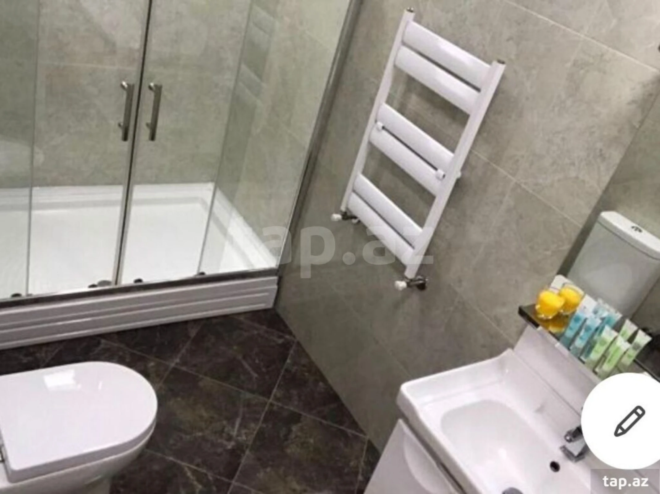 Kirayə verilir 3 otaqlı yeni tikili 115 m²
