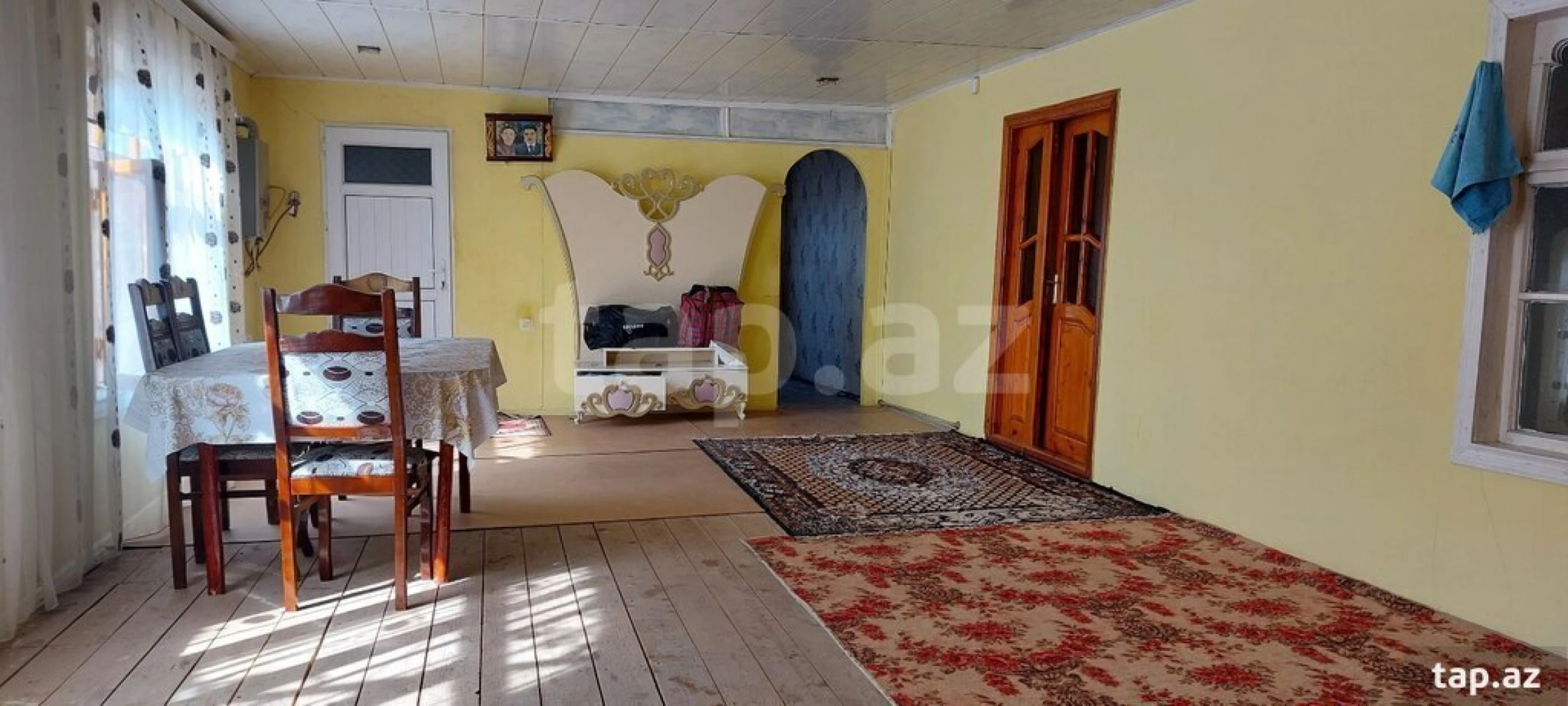 Satılır 4 otaqlı həyət evi