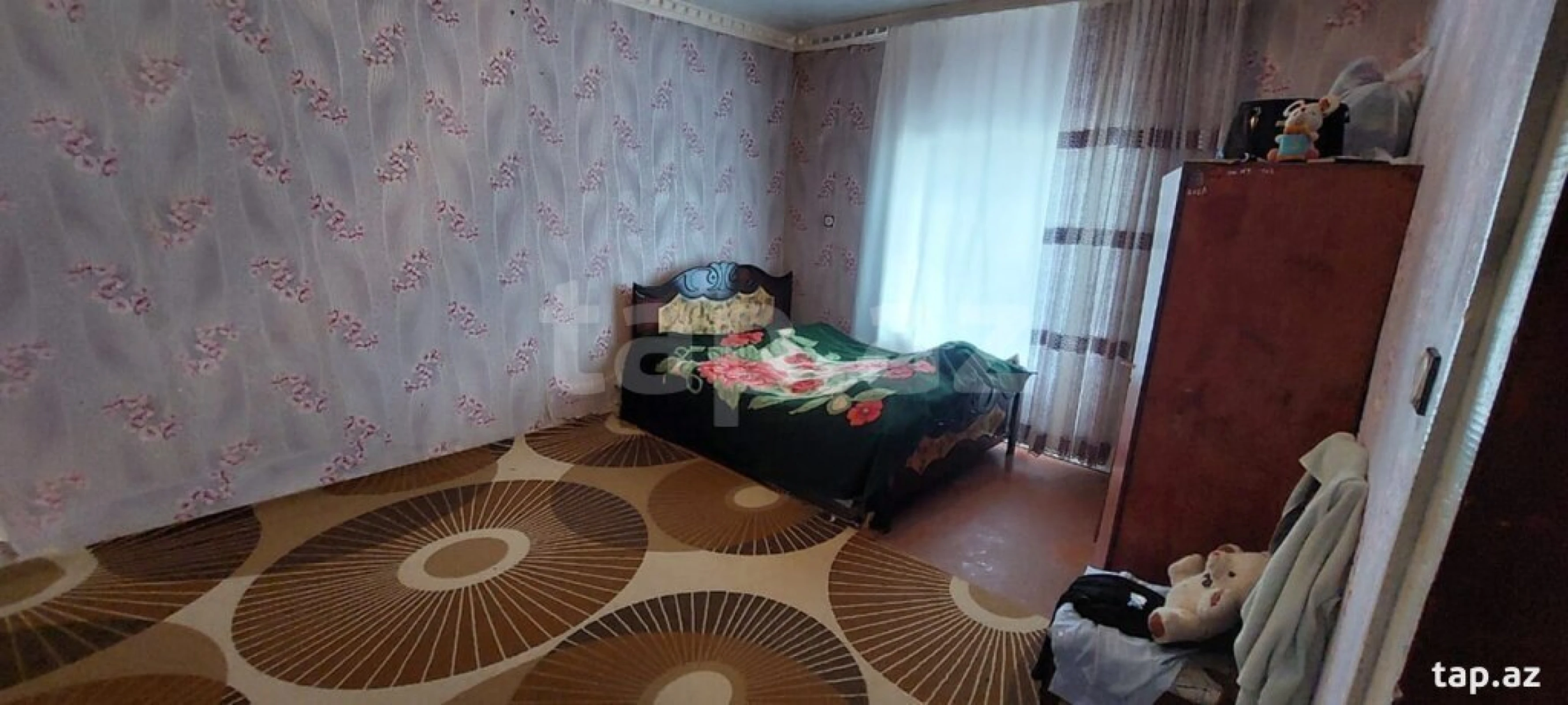 Satılır 4 otaqlı həyət evi