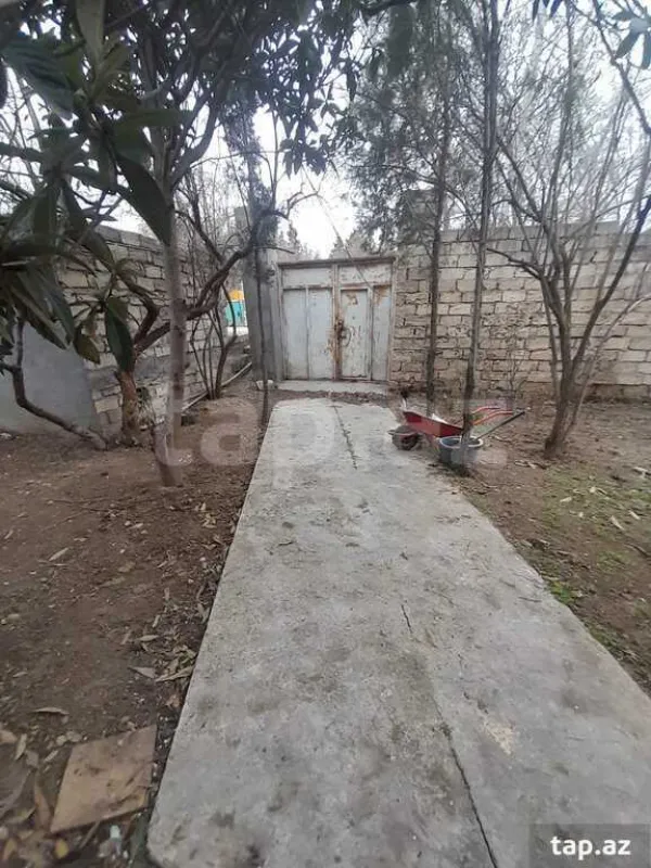 Kirayə verilir 3 otaqlı həyət evi