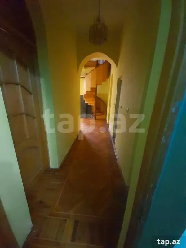Kirayə verilir 3 otaqlı həyət evi