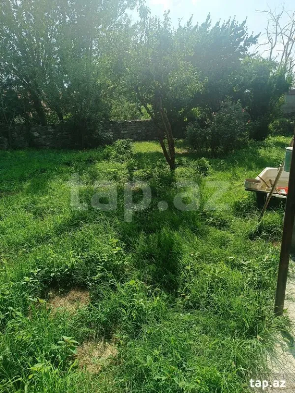 Satılır 4 otaqlı həyət evi