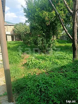 Satılır 4 otaqlı həyət evi