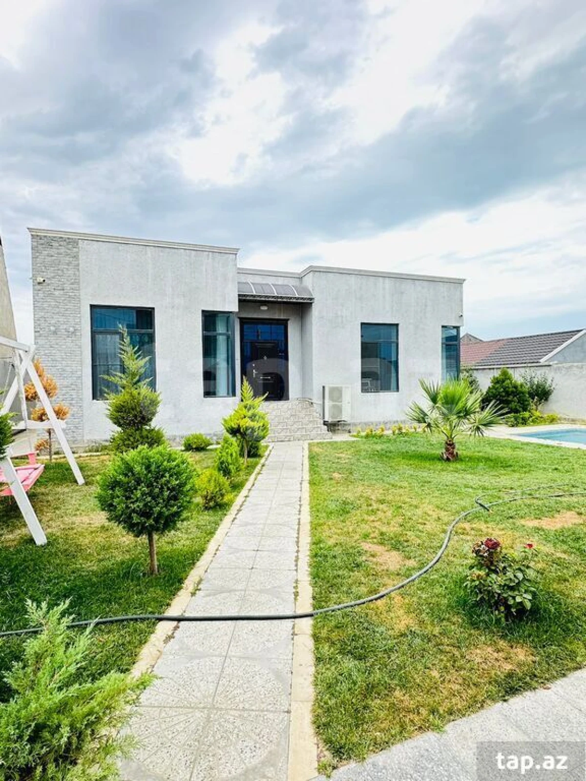 Kirayə verilir 4 otaqlı həyət evi 150 m²