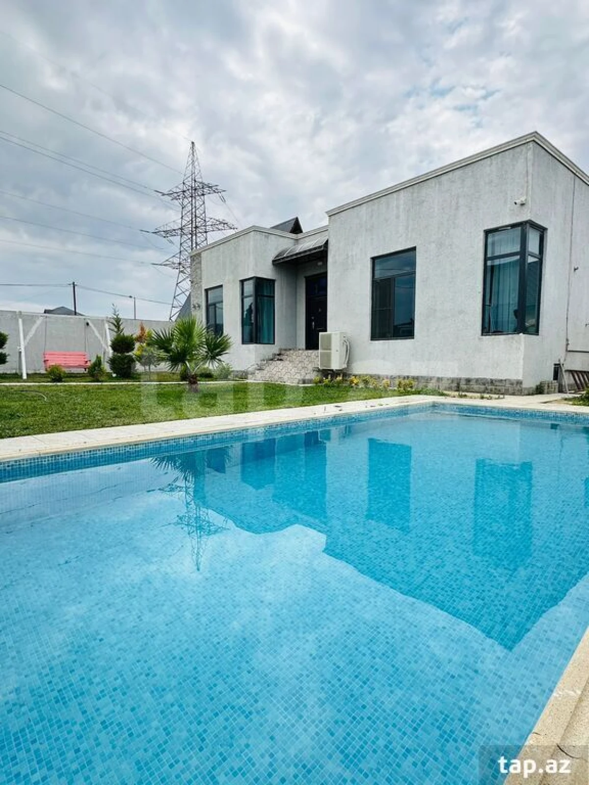 Kirayə verilir 4 otaqlı həyət evi 150 m²