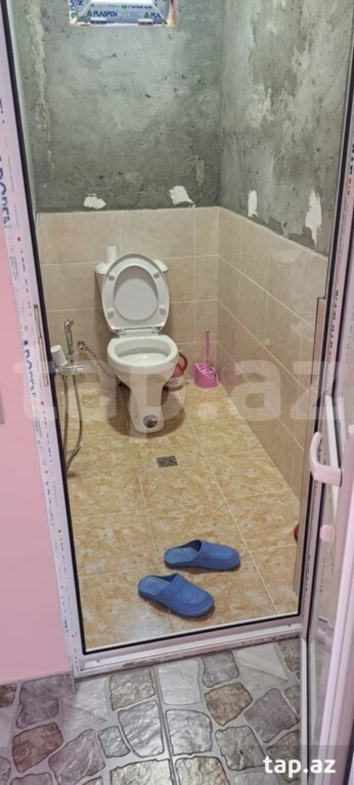 Kirayə verilir 2 otaqlı həyət evi