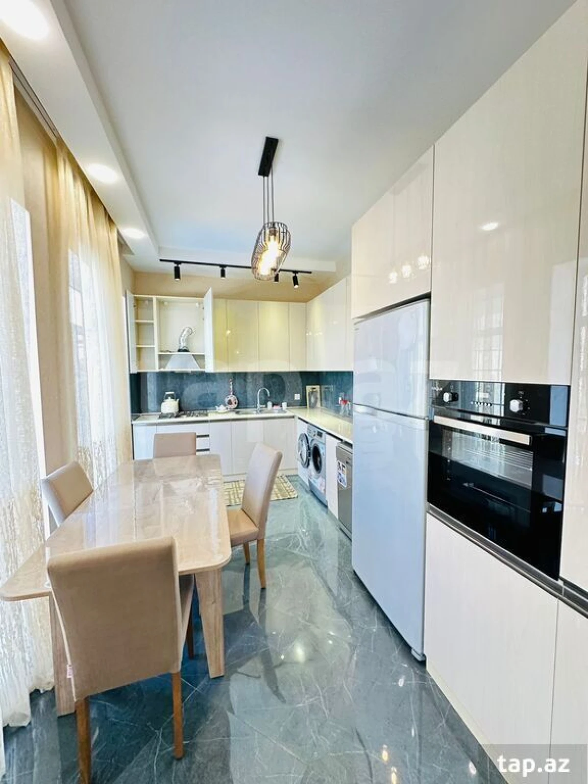 Kirayə verilir 4 otaqlı həyət evi 150 m²