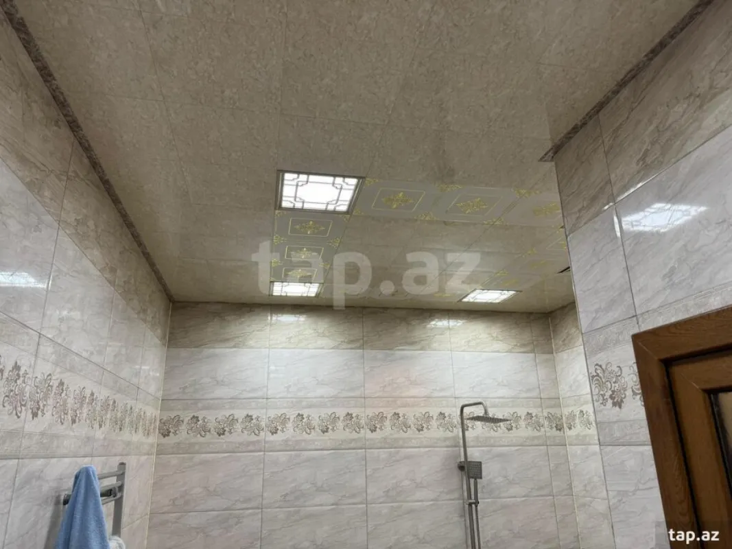 Satılır 5 otaqlı həyət evi