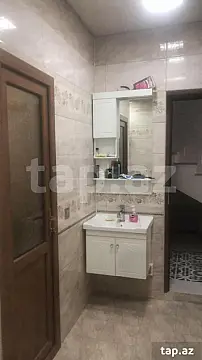 Satılır 5 otaqlı həyət evi