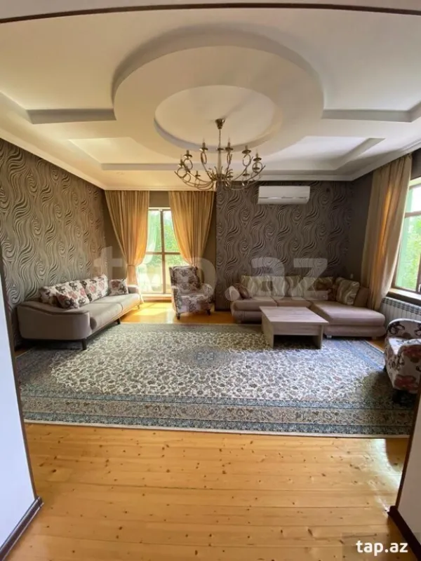 Satılır 4 otaqlı həyət evi