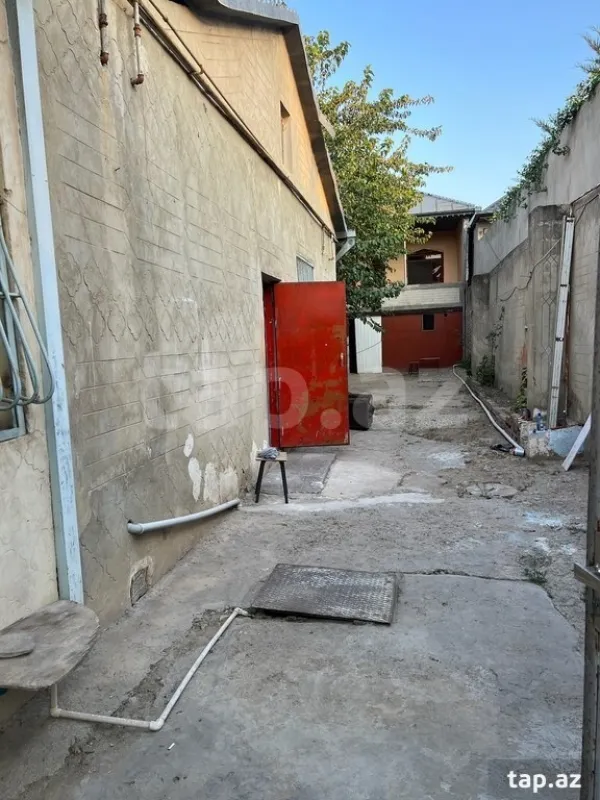 Satılır 6 otaqlı həyət evi