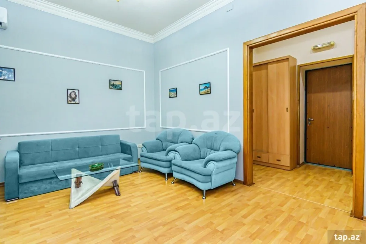 Kirayə verilir 2 otaqlı mənzil 75 m²