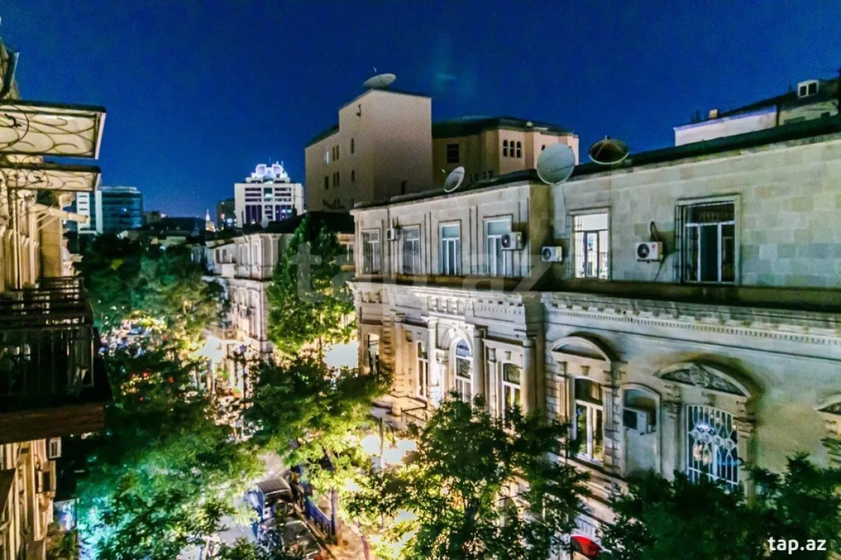 Kirayə verilir 2 otaqlı mənzil 75 m²