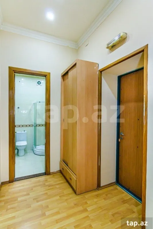 Kirayə verilir 2 otaqlı mənzil 75 m²
