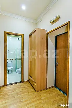 Kirayə verilir 2 otaqlı mənzil 75 m²