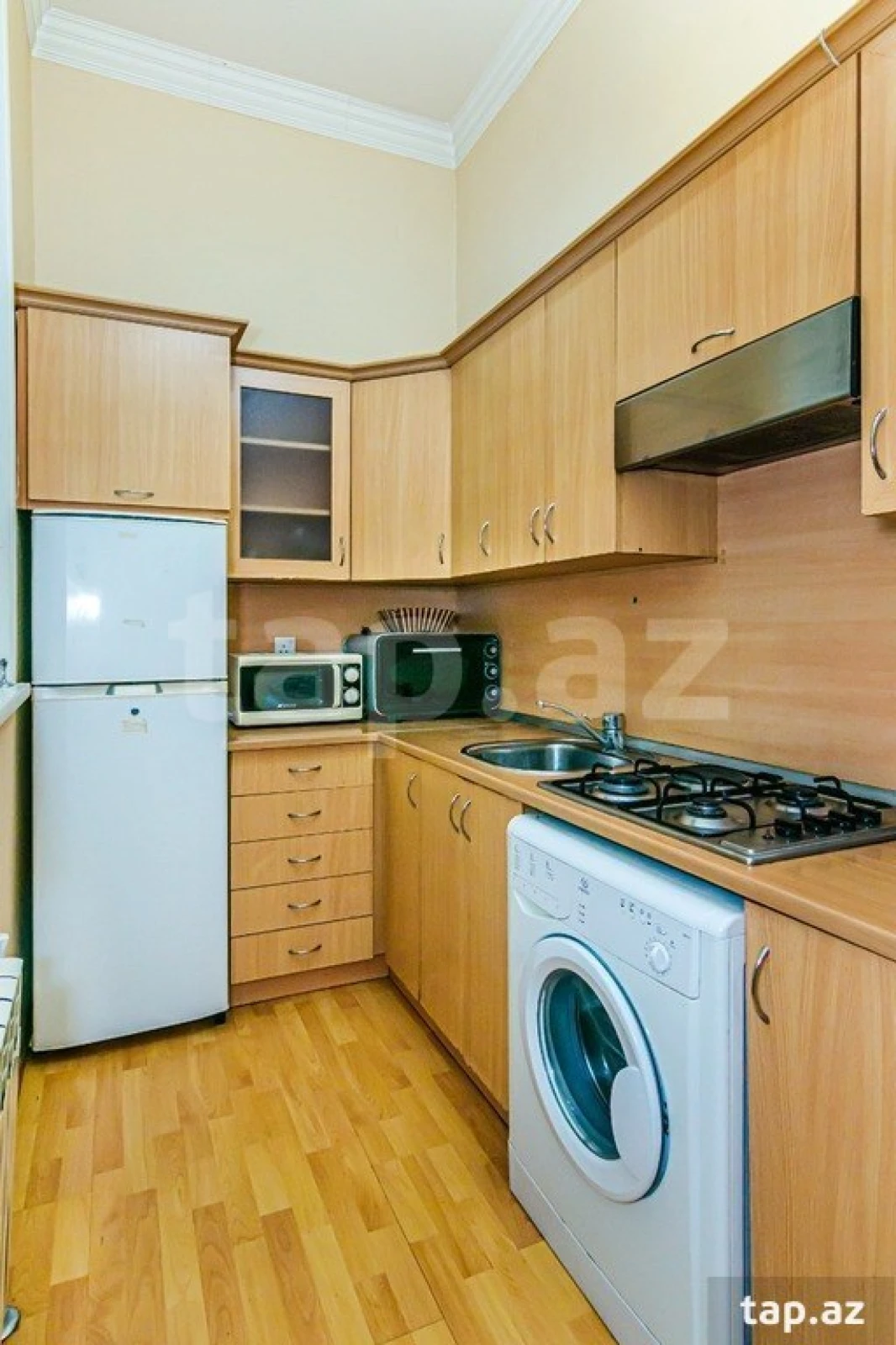 Kirayə verilir 2 otaqlı mənzil 75 m²