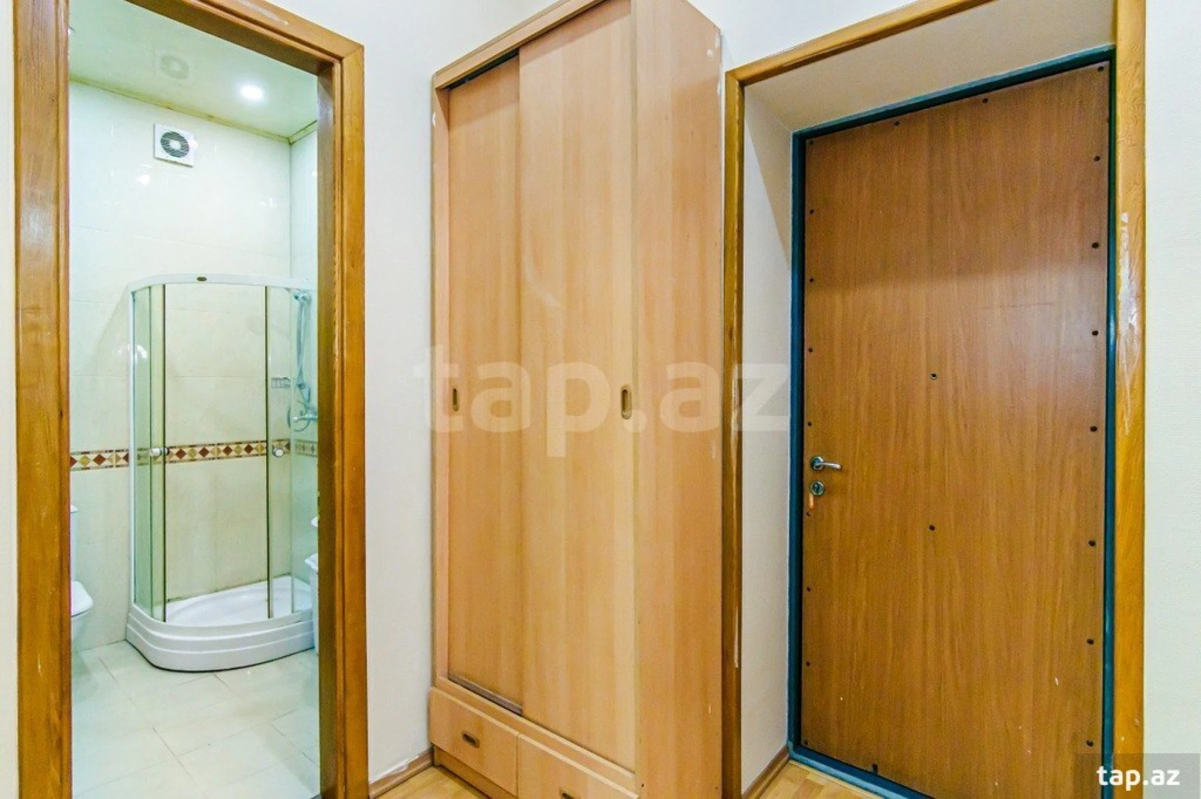 Kirayə verilir 2 otaqlı mənzil 75 m²