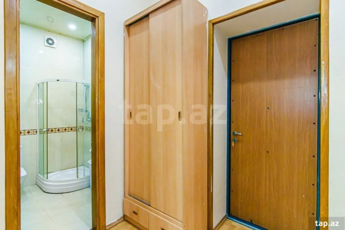 Kirayə verilir 2 otaqlı mənzil 75 m²