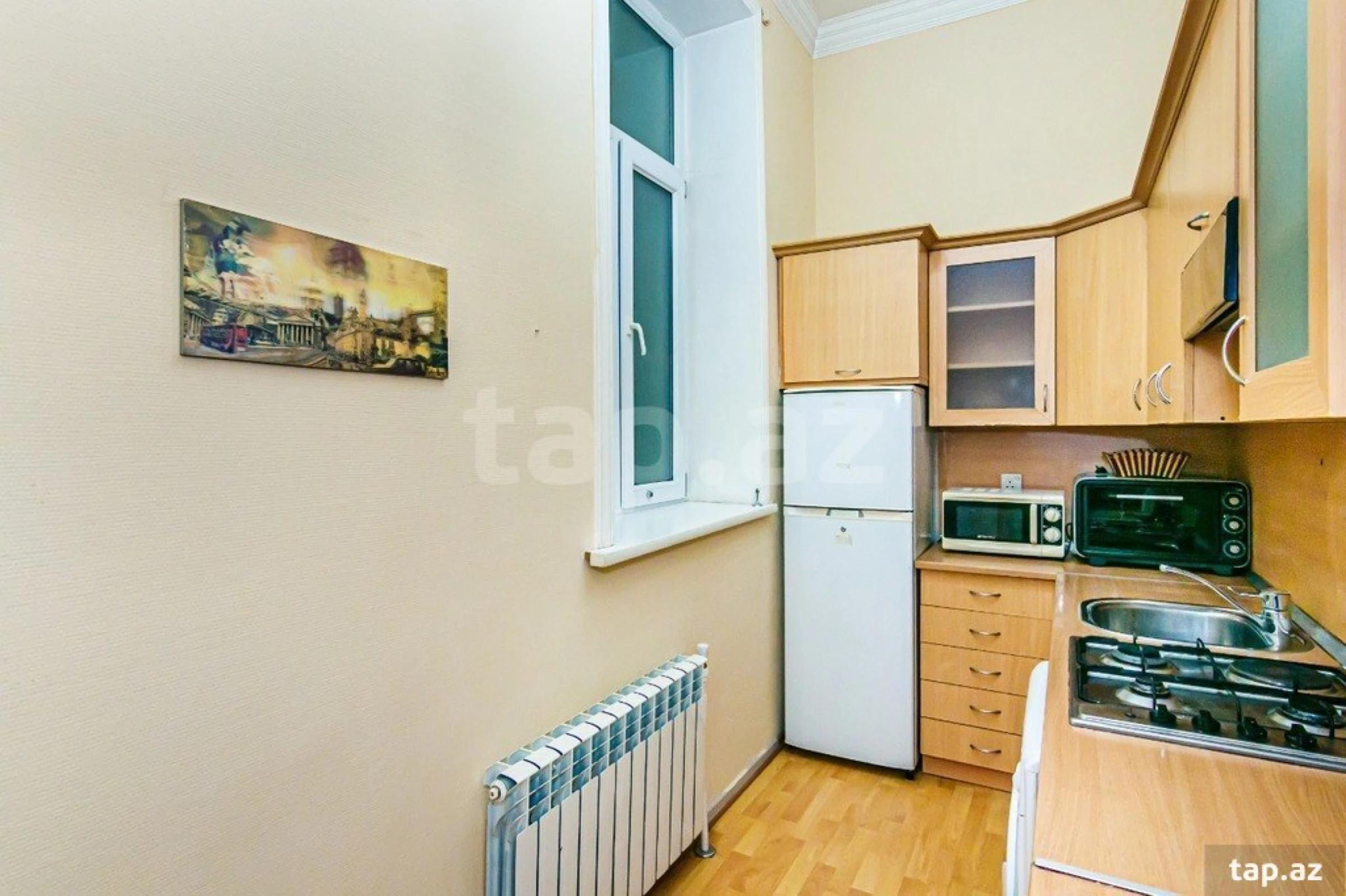 Kirayə verilir 2 otaqlı mənzil 75 m²