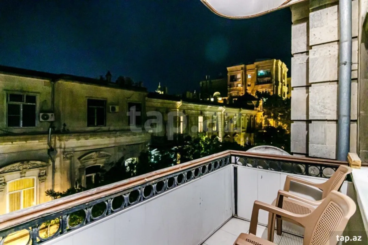 Kirayə verilir 2 otaqlı mənzil 75 m²