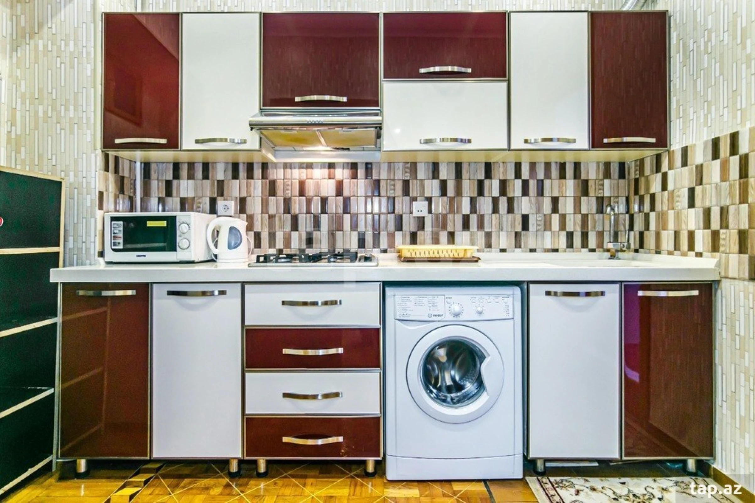 Kirayə verilir 2 otaqlı mənzil 70 m²