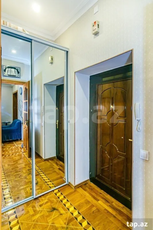 Kirayə verilir 2 otaqlı mənzil 70 m²