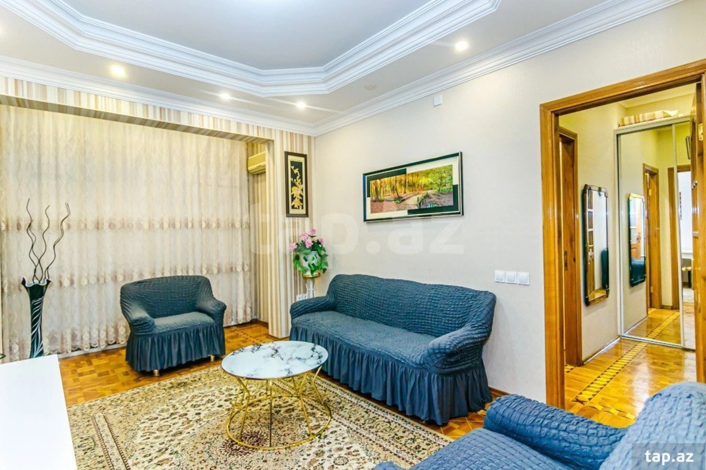 Kirayə verilir 2 otaqlı mənzil 70 m²