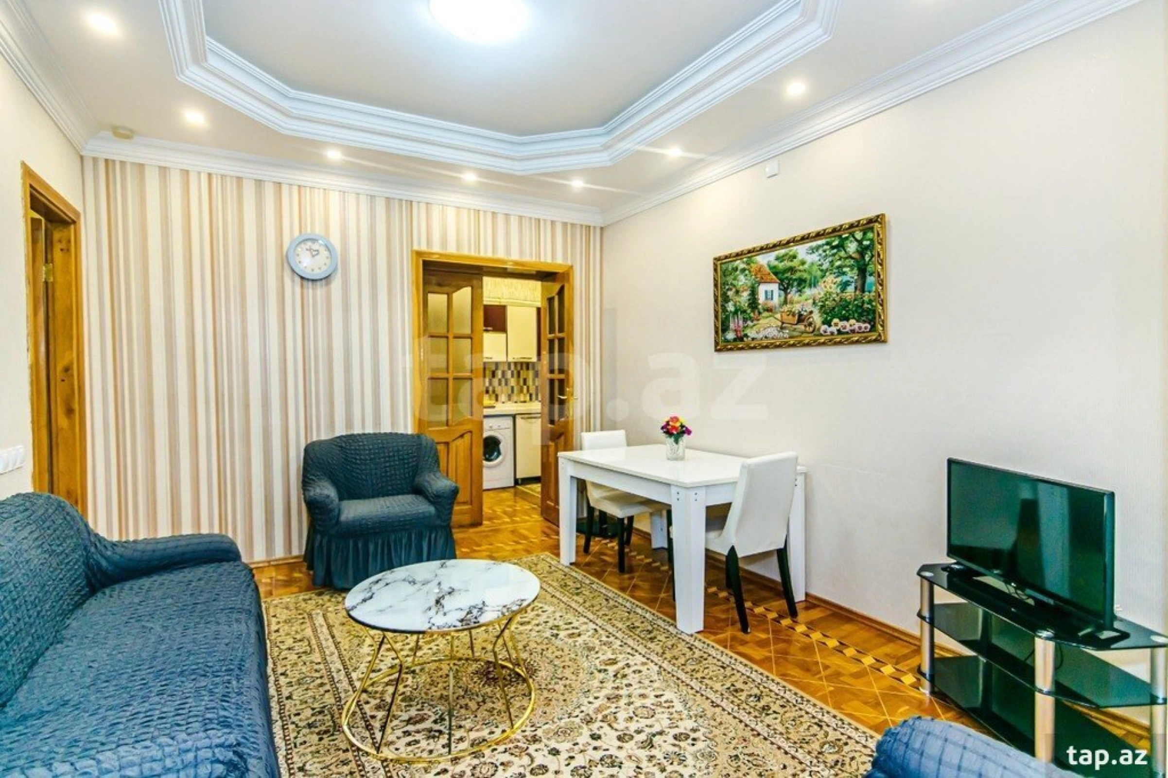 Kirayə verilir 2 otaqlı mənzil 70 m²