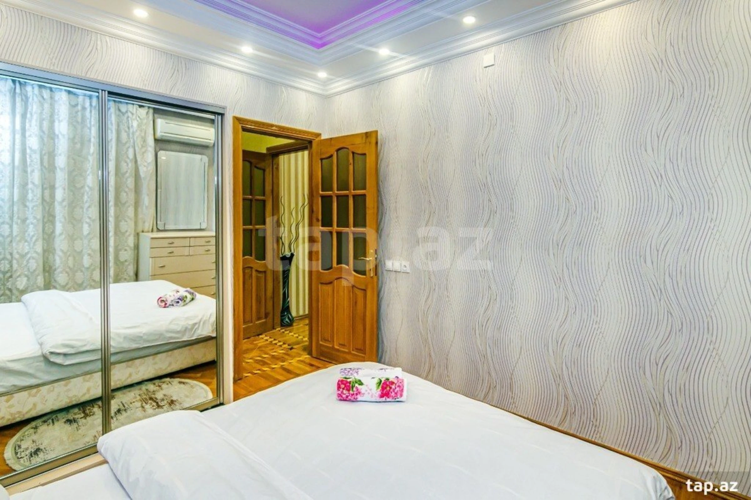 Kirayə verilir 2 otaqlı mənzil 70 m²