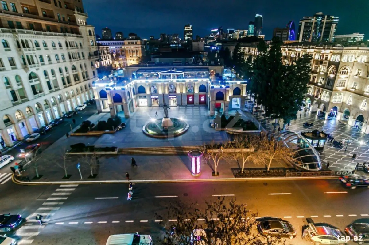 Kirayə verilir 2 otaqlı mənzil 70 m²