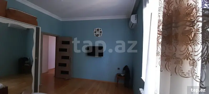 Satılır 4 otaqlı həyət evi