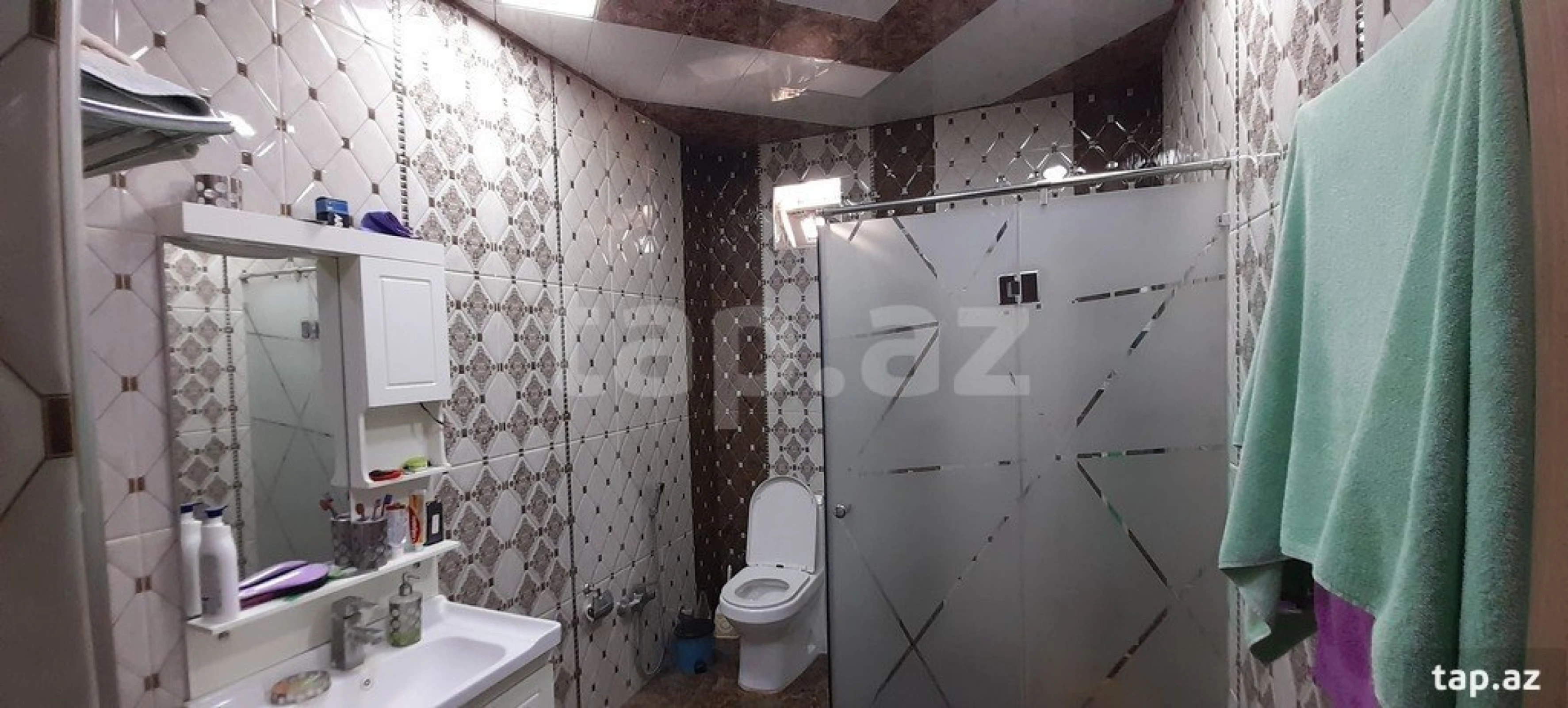 Satılır 4 otaqlı həyət evi