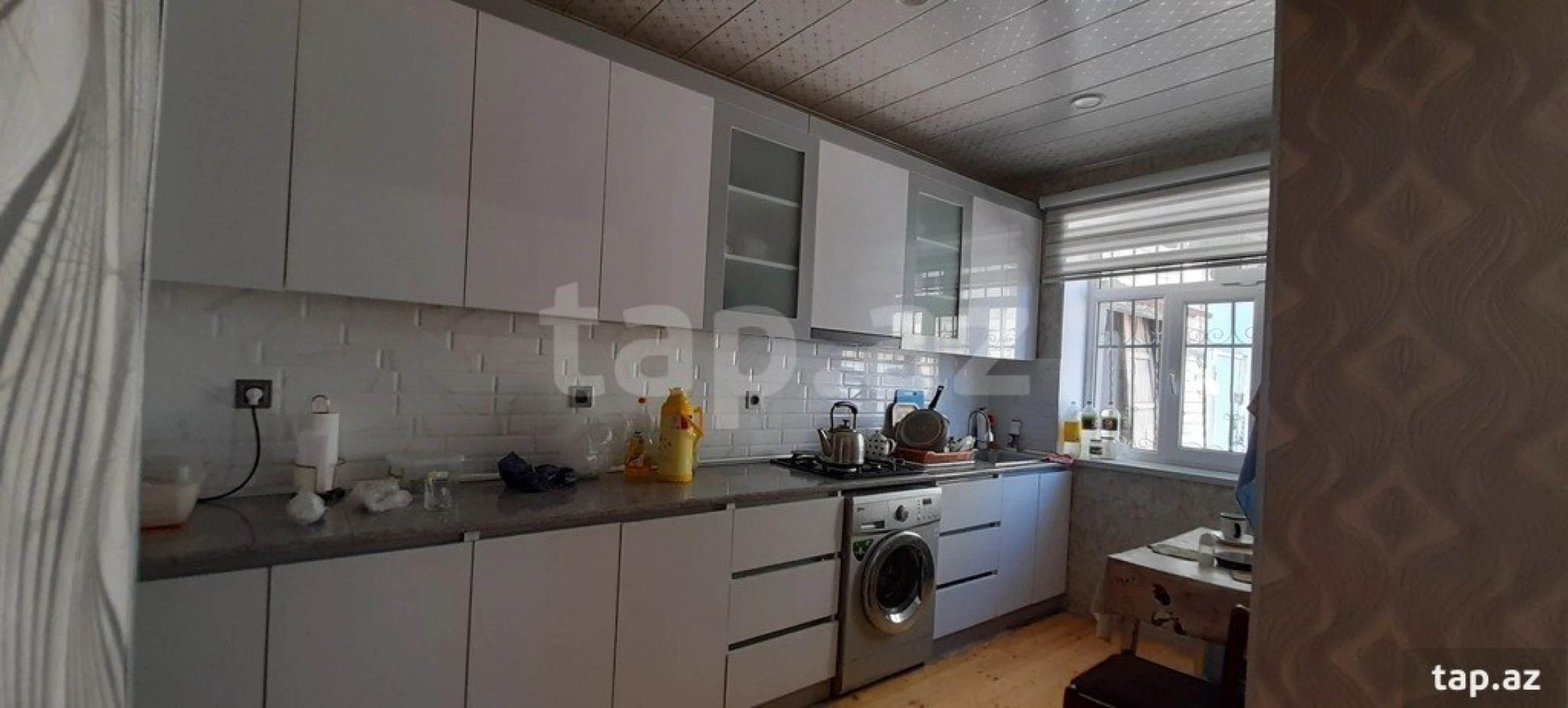 Satılır 4 otaqlı həyət evi