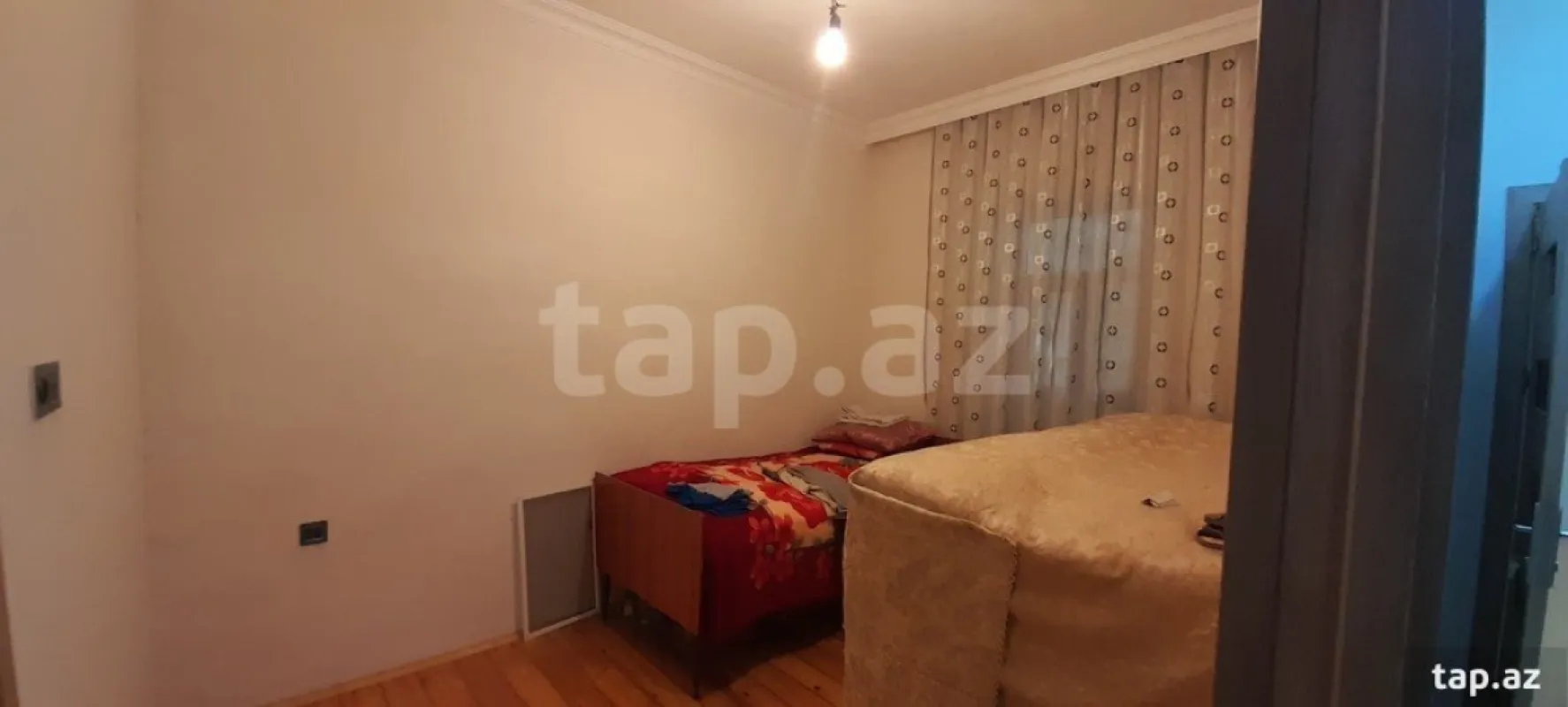 Satılır 4 otaqlı həyət evi