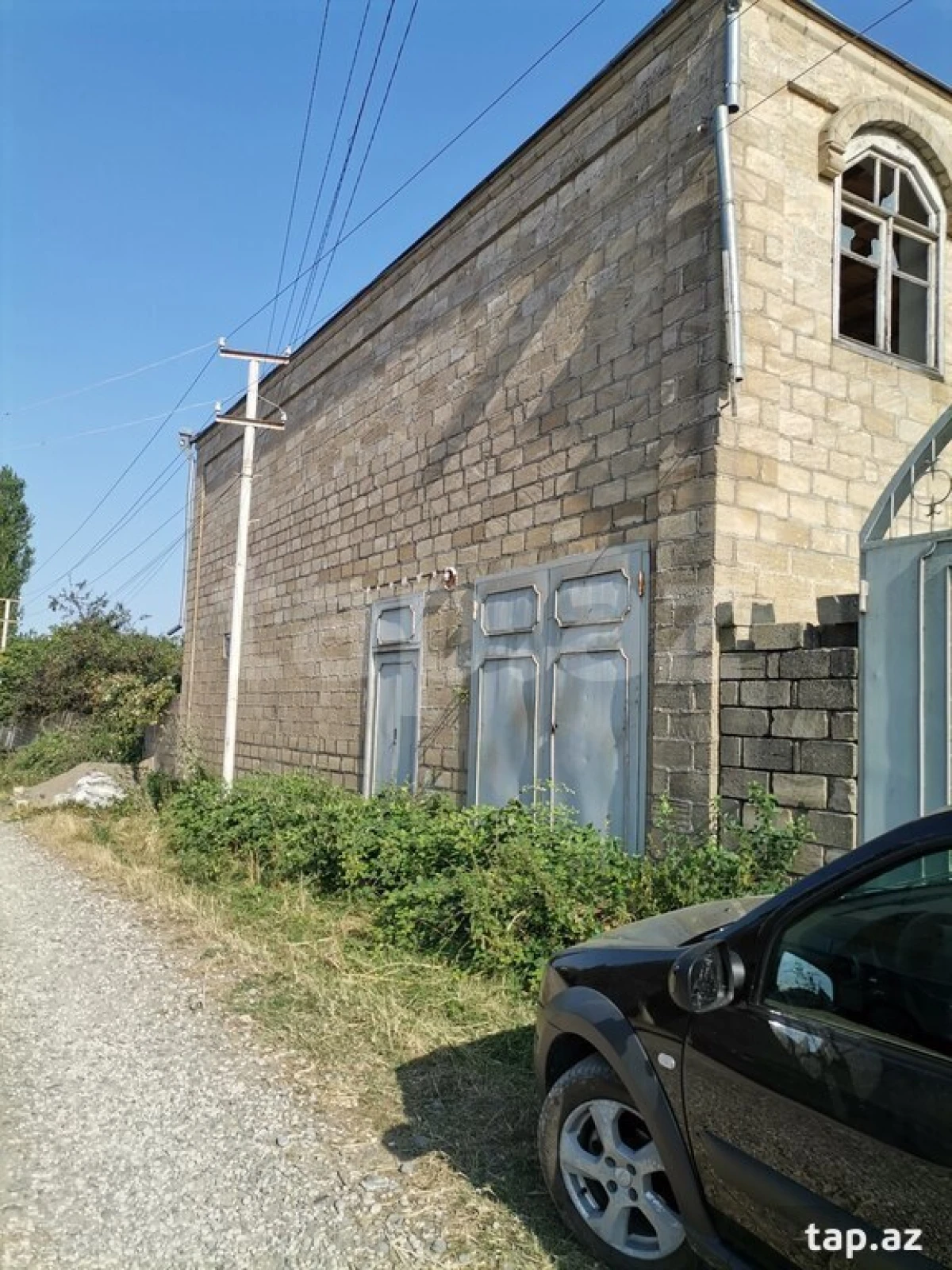 Satılır 6 otaqlı həyət evi