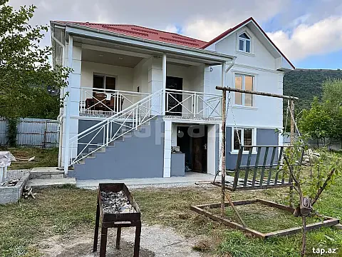Kirayə verilir 4 otaqlı həyət evi 160 m² — Şamaxı 4 otaq 160.00 m²