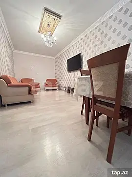 Satılır 4 otaqlı həyət evi