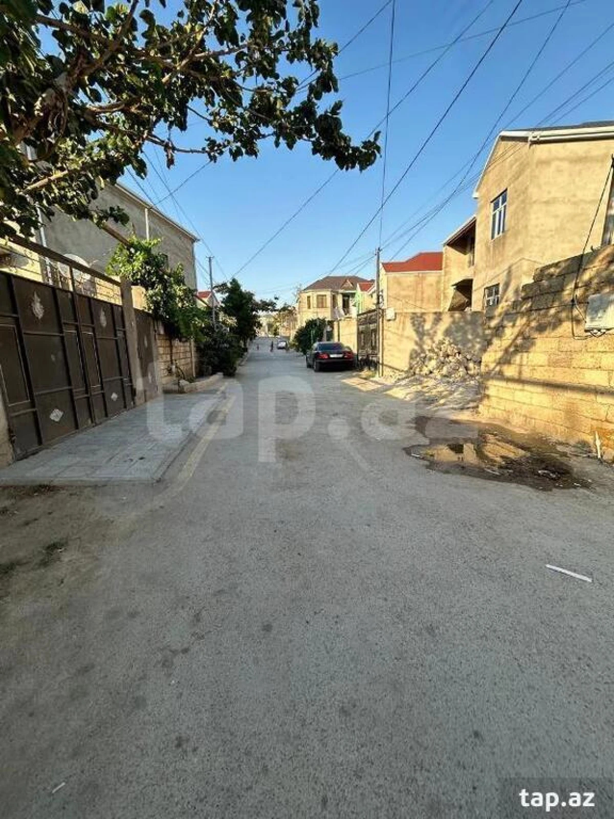 Satılır 4 otaqlı həyət evi